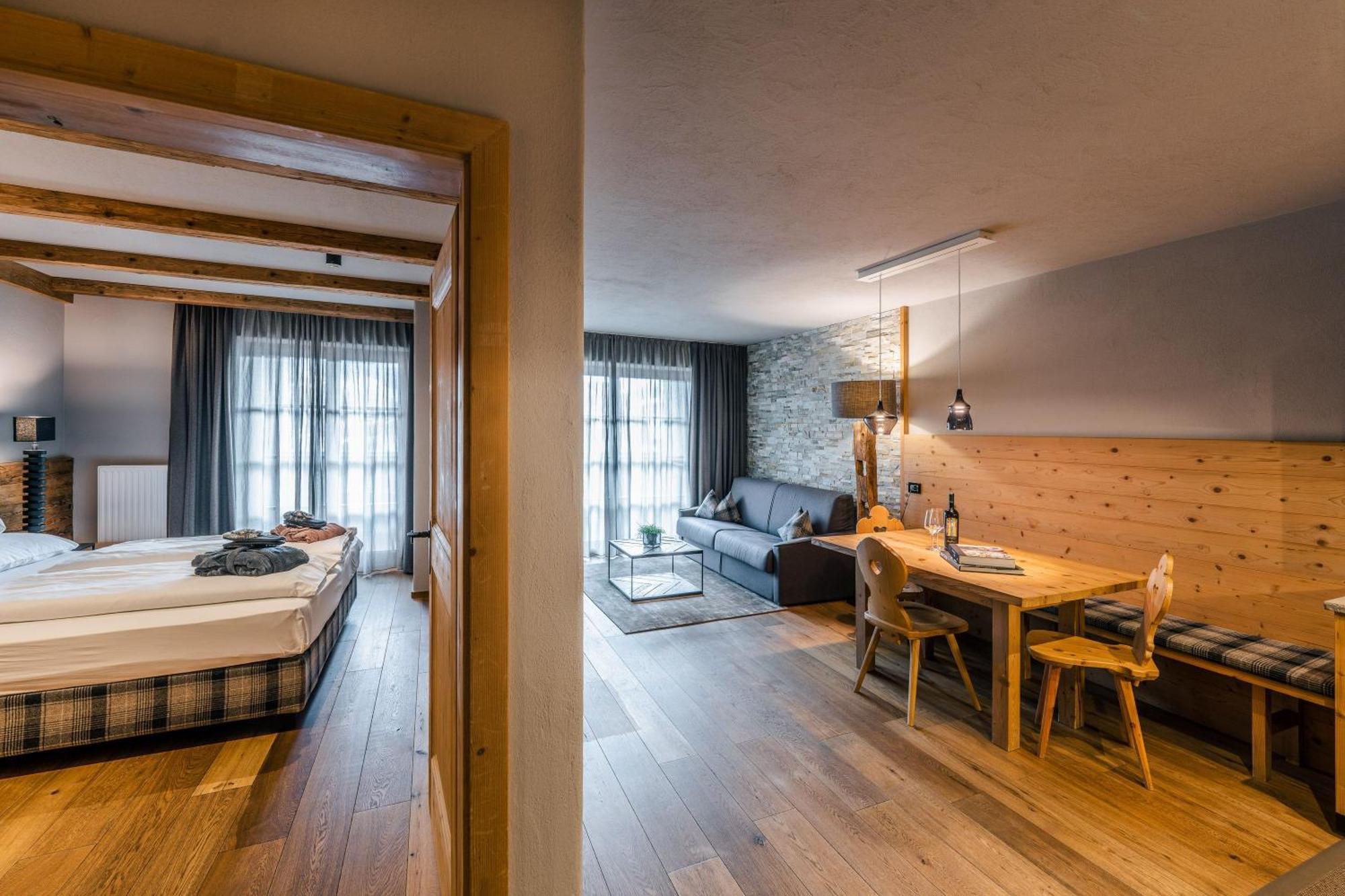 Sportony Mountain Lodges La Villa  Exteriör bild