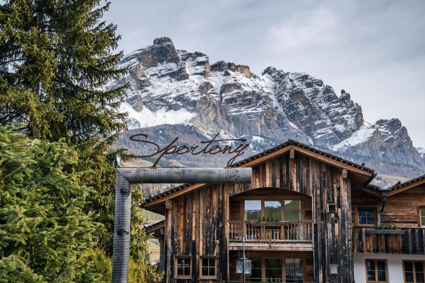 Sportony Mountain Lodges La Villa  Exteriör bild